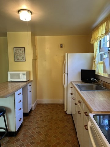 12 Stevens Street Property Photo 18