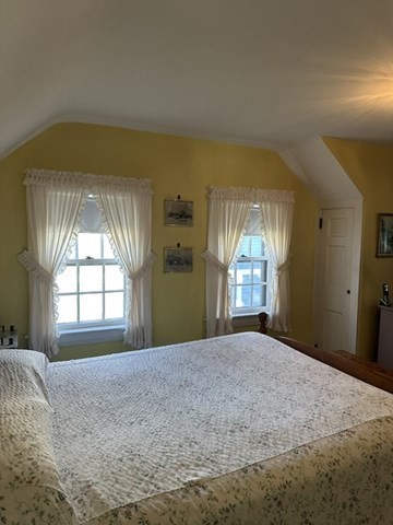 12 Stevens Street Property Photo 32
