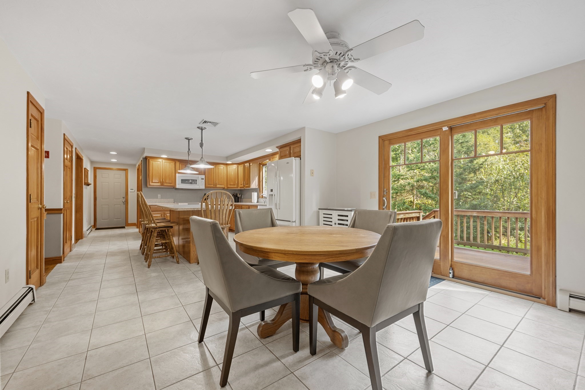 45 Turner Dr. Property Photo 5