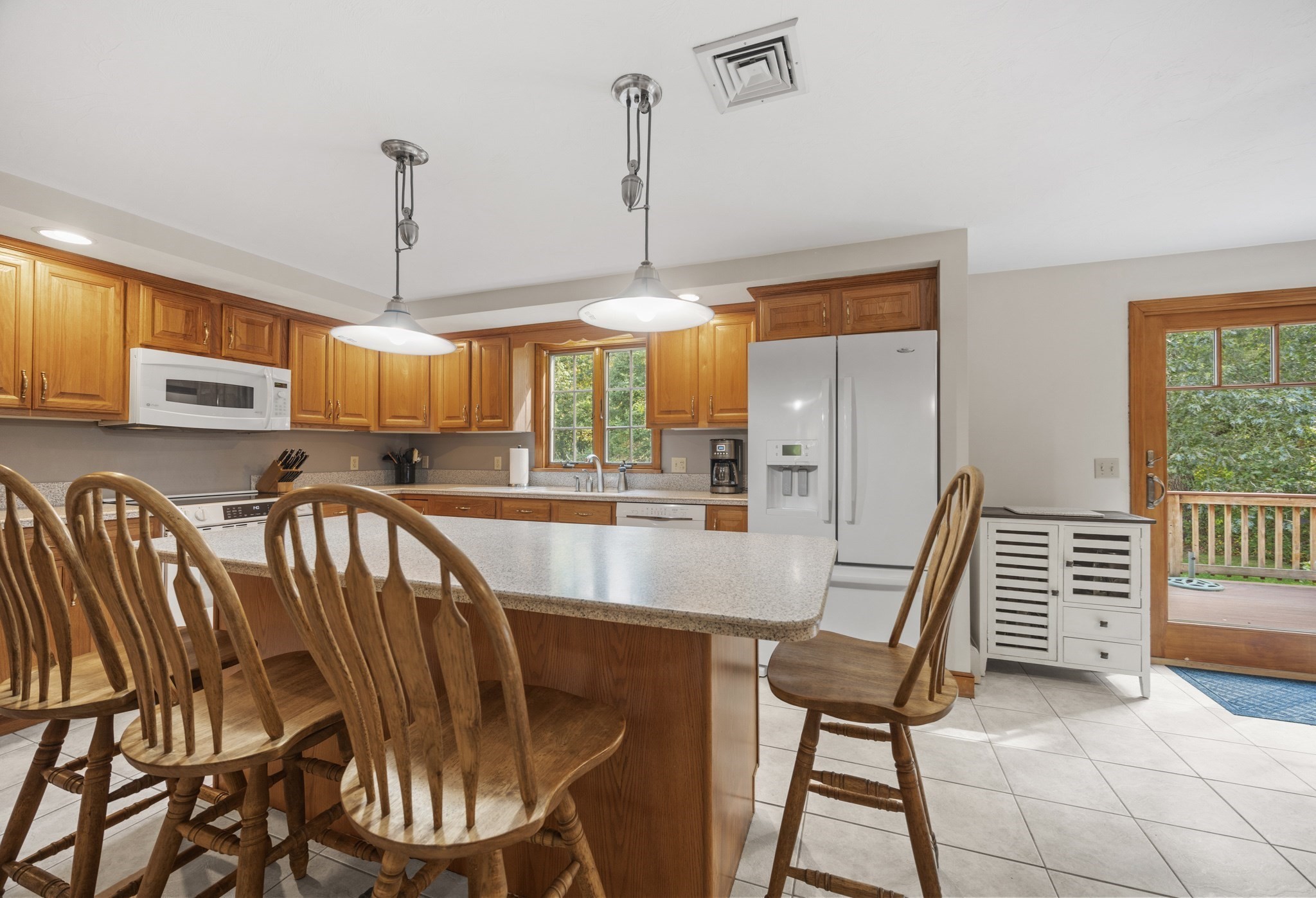 45 Turner Dr. Property Photo 8