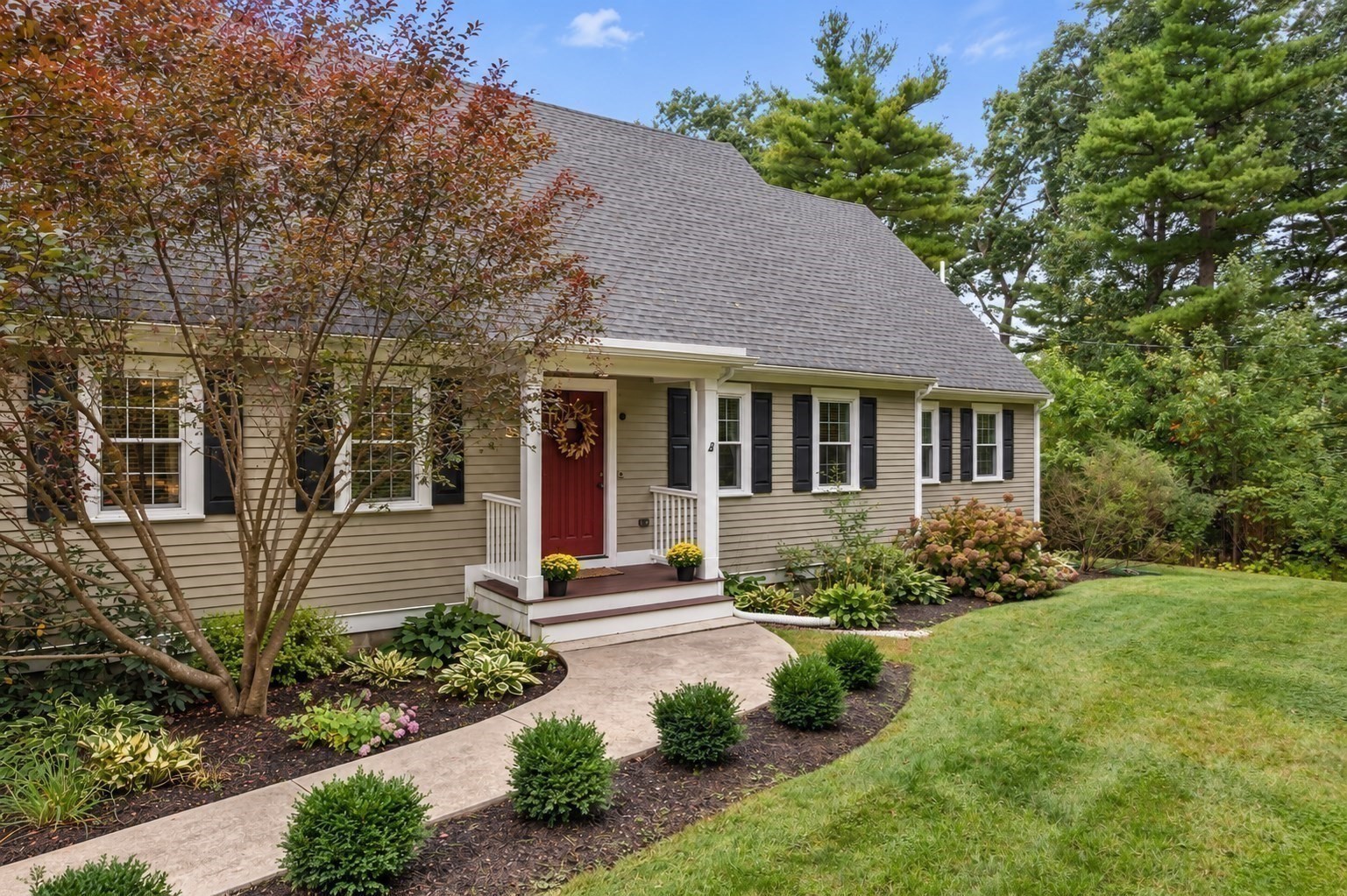 22r Pilgrim Way Property Photo 2