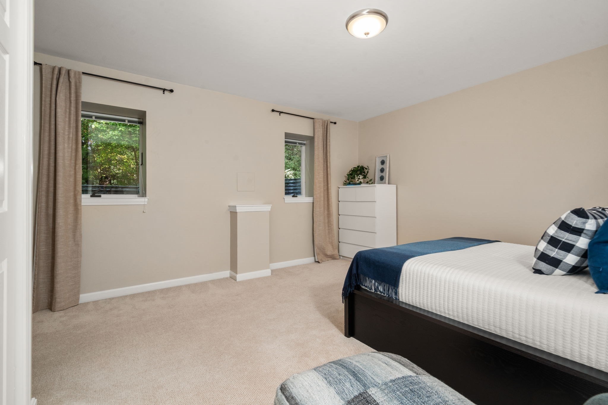 22r Pilgrim Way Property Photo 27