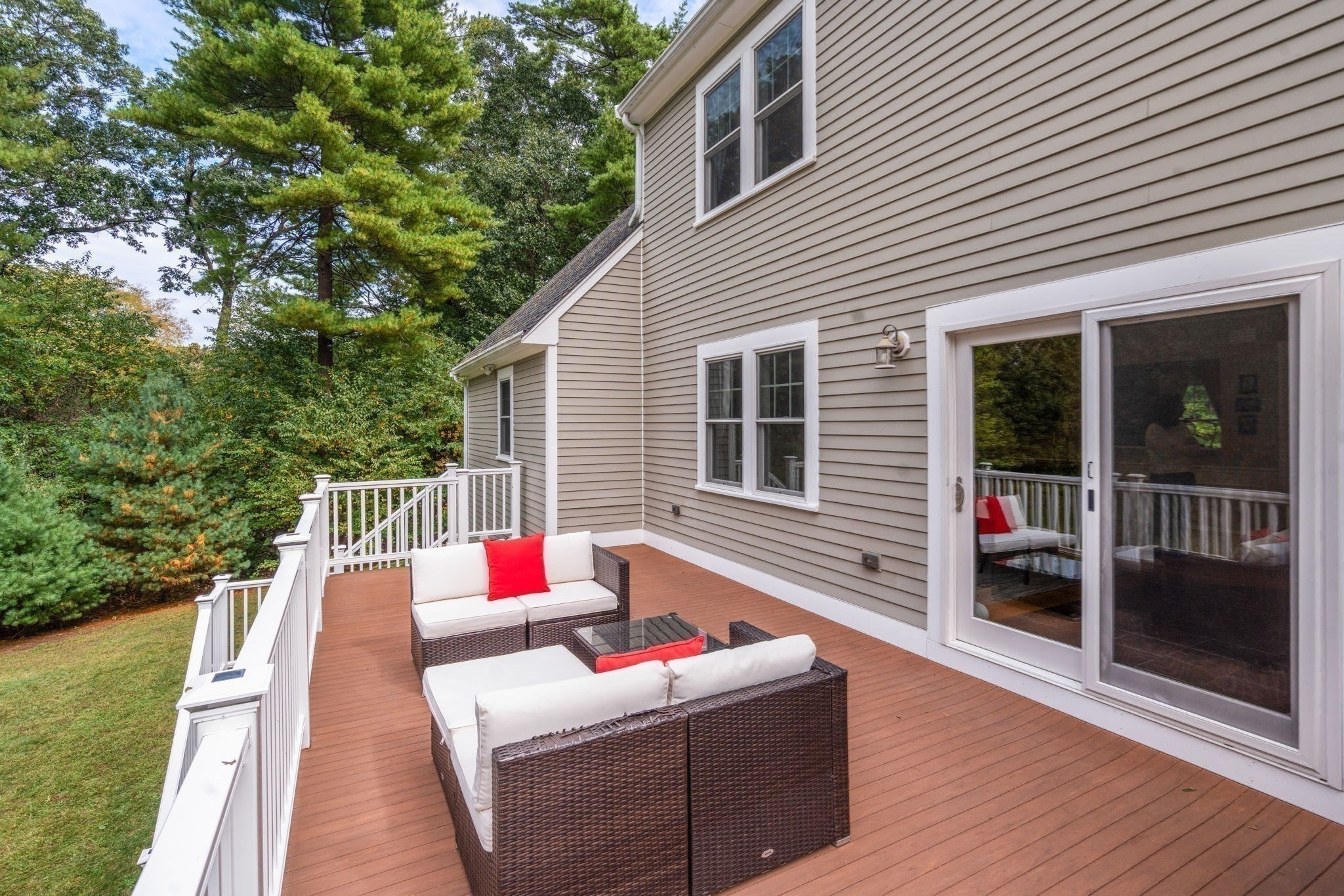22r Pilgrim Way Property Photo 33