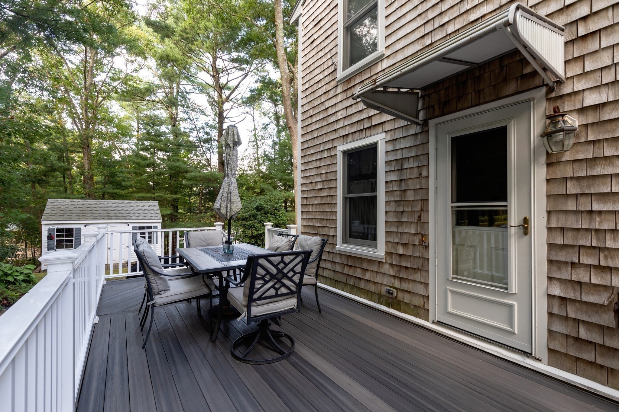 11 Lantern Ln Property Photo 5