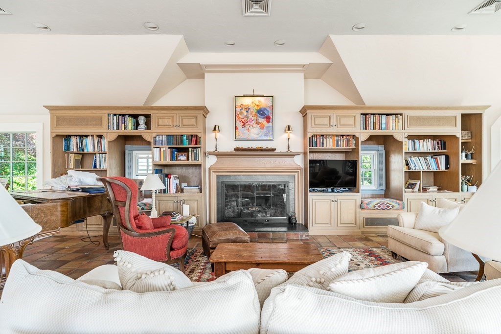 10 Ashland Ave. Property Photo 19