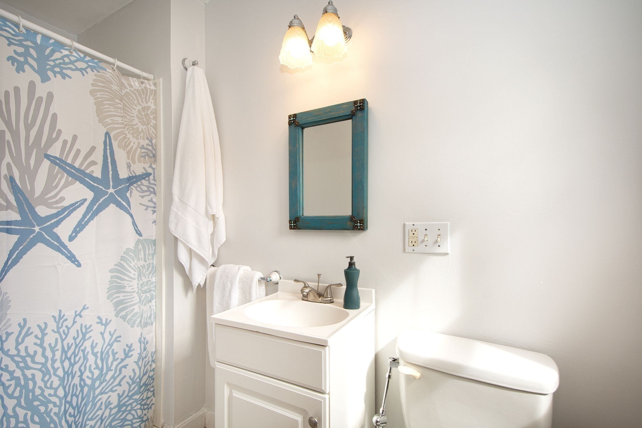 12 L Street Property Photo 13