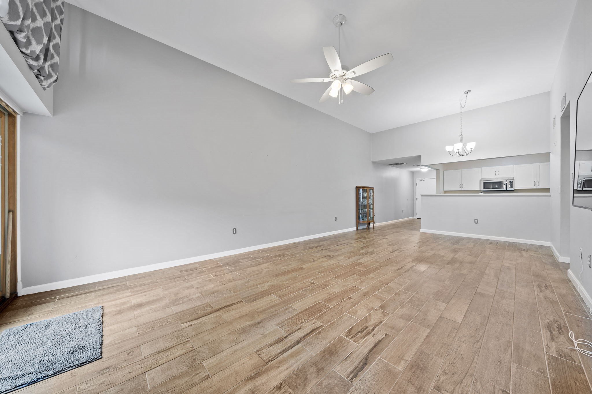 90 Sea St # 120 Property Photo 8