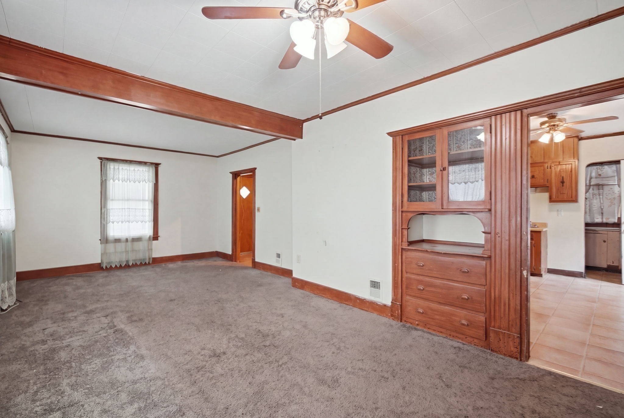 82 Gresham St Property Photo 10