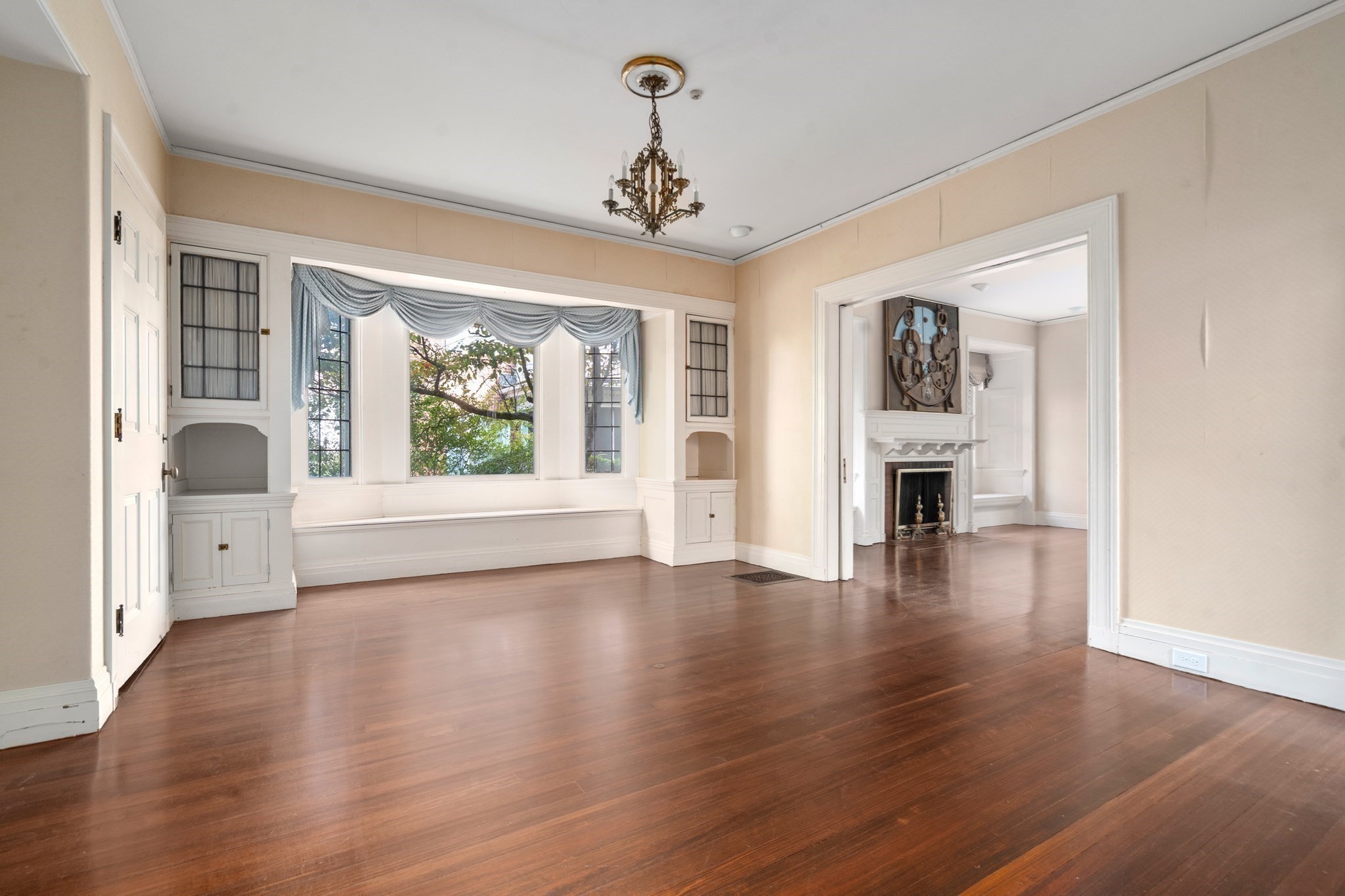 309 Buckminster Rd Property Photo 6