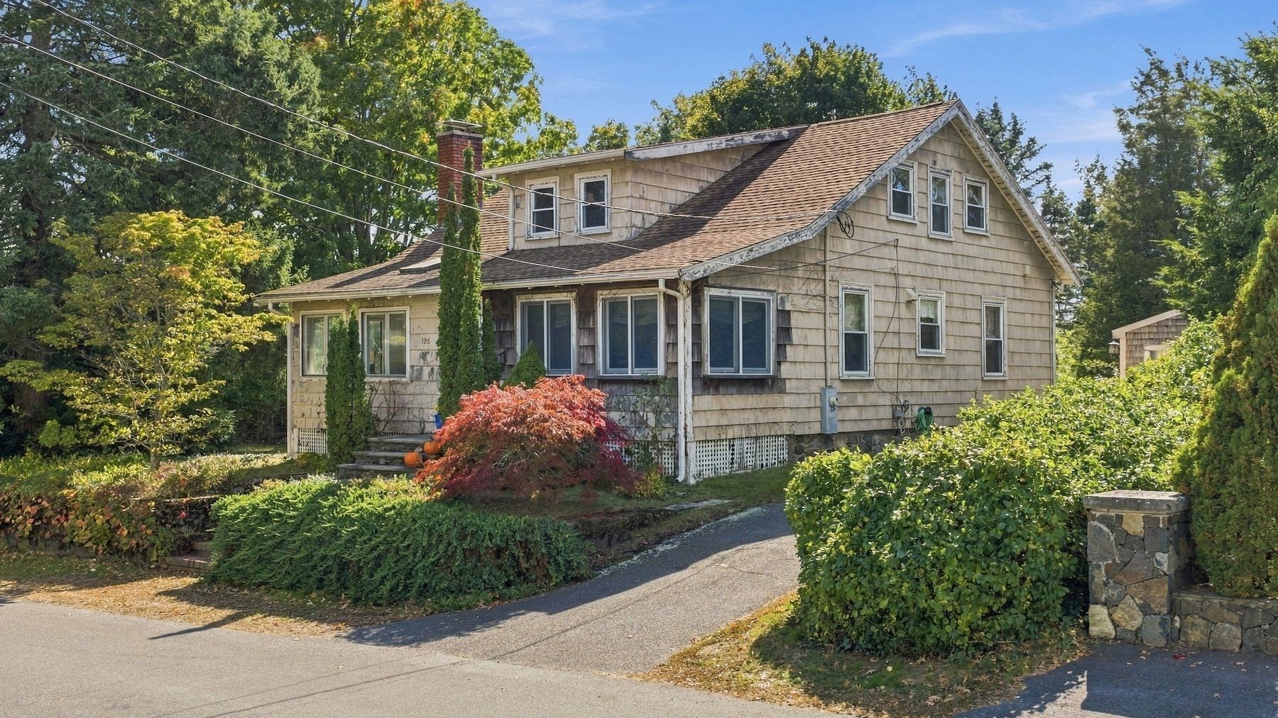 126 Village Street Property Photo 1