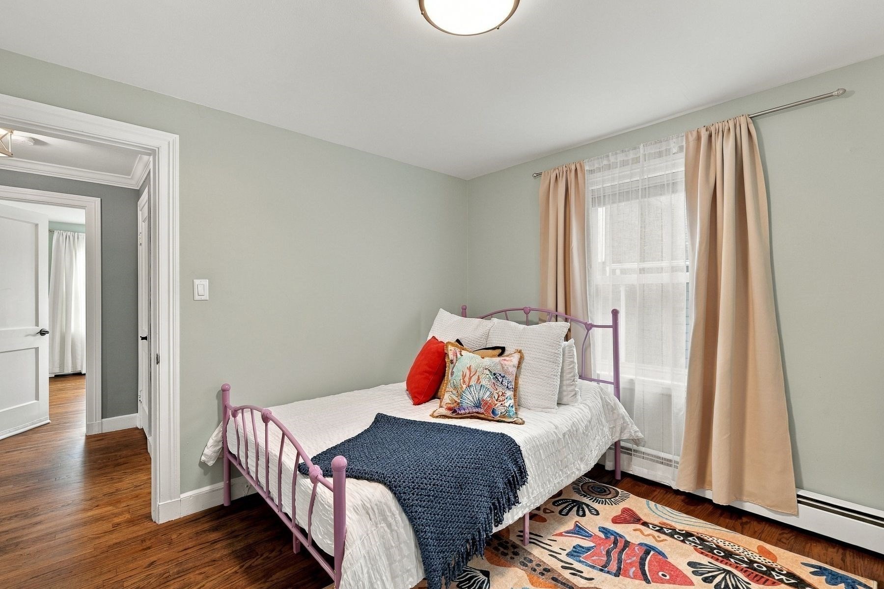 28 Eastman Ave Property Photo 16