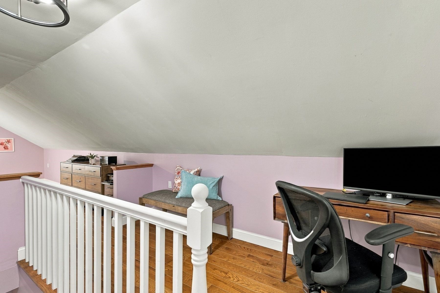 28 Eastman Ave Property Photo 18