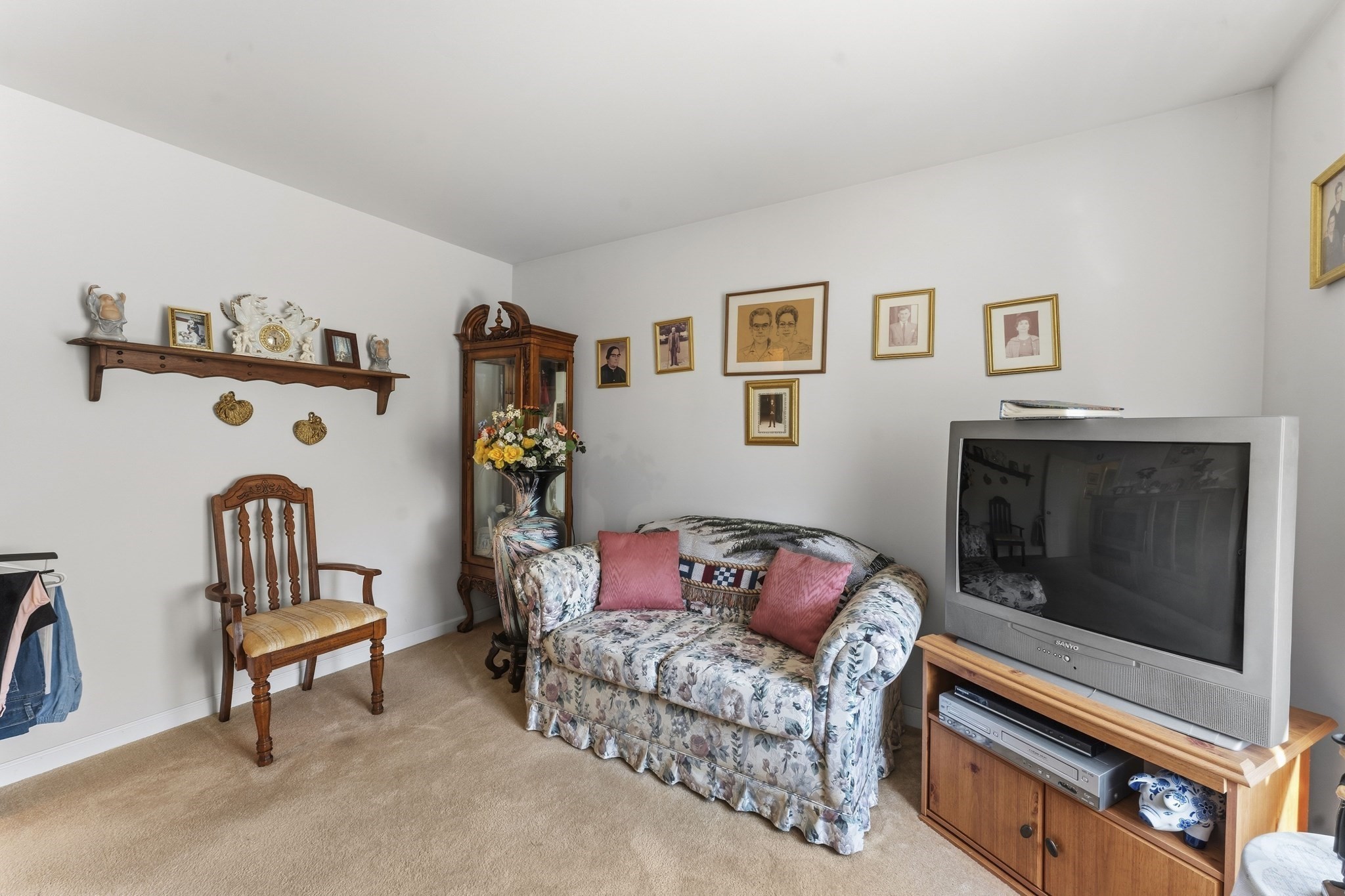123 Acushnet Av Property Photo 15