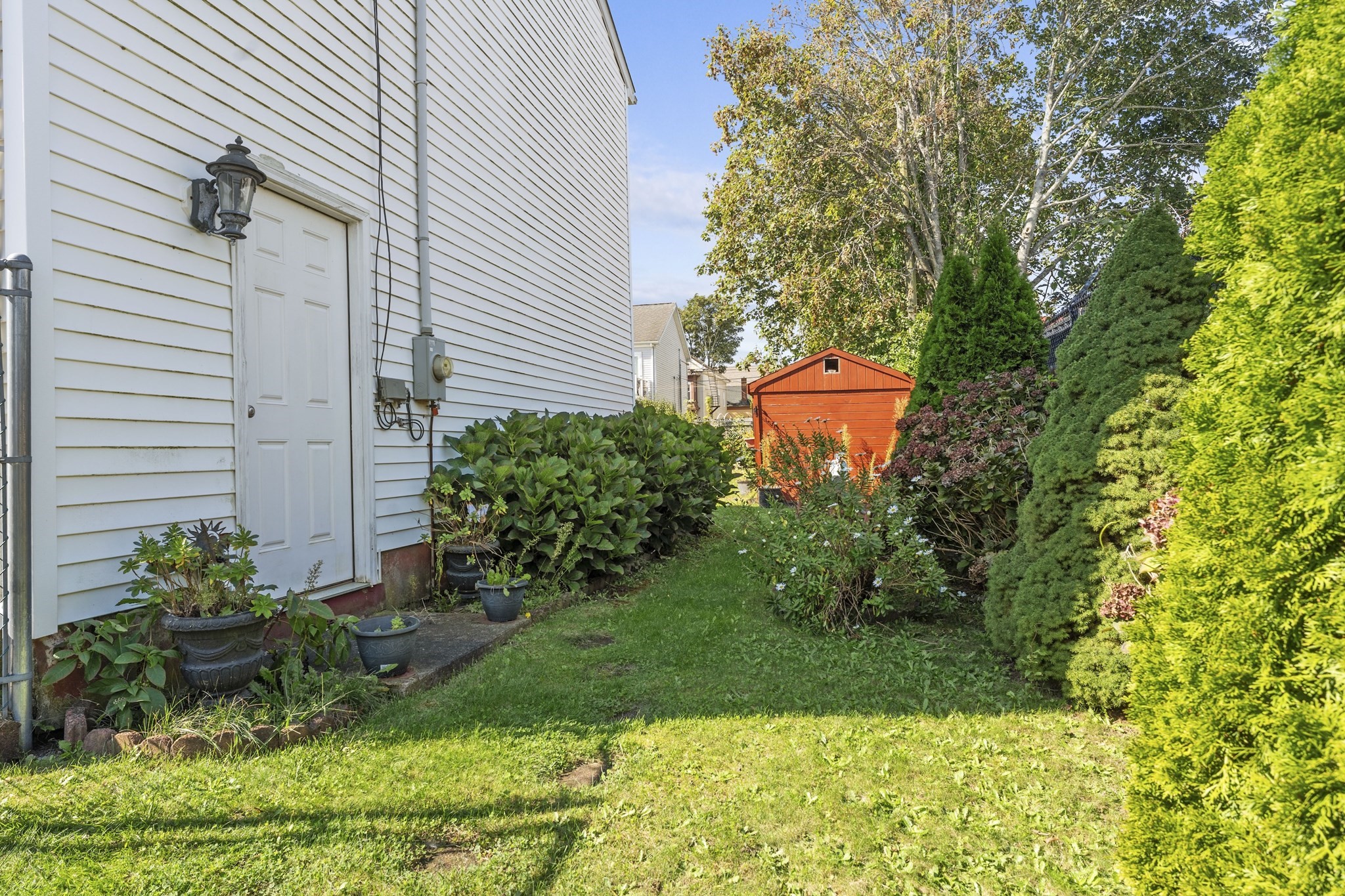 123 Acushnet Av Property Photo 40