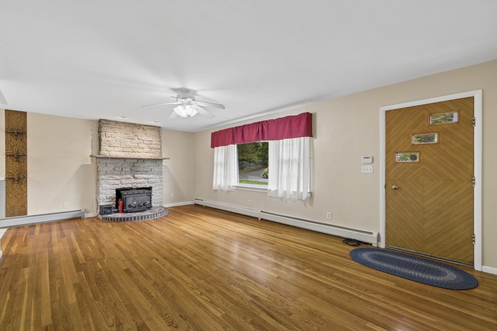 30 Lee Rd Property Photo 8