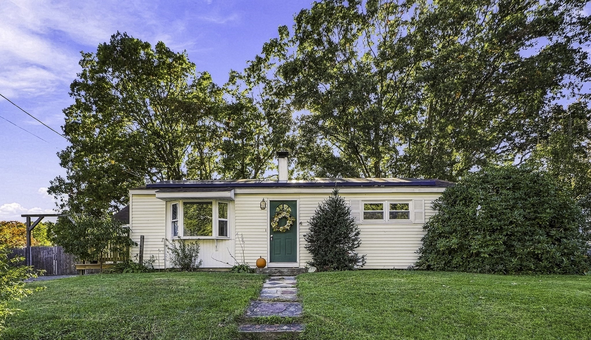 33 Rondeau Rd Property Photo 1