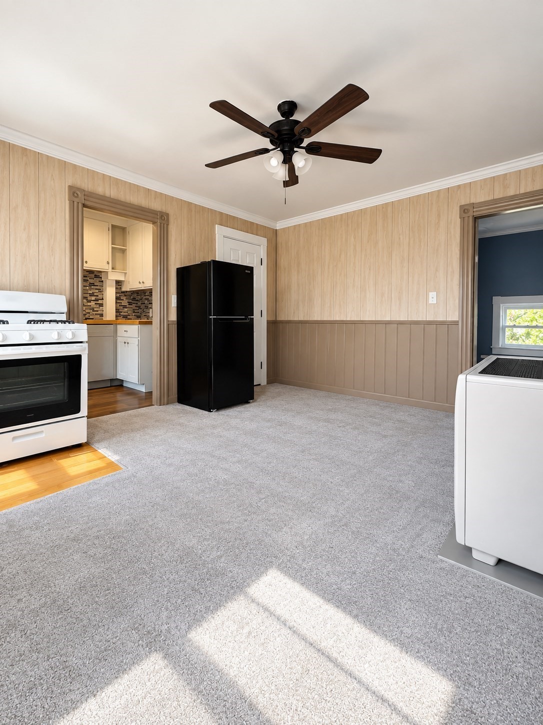 625 South Almond St. # 3 Property Photo 6
