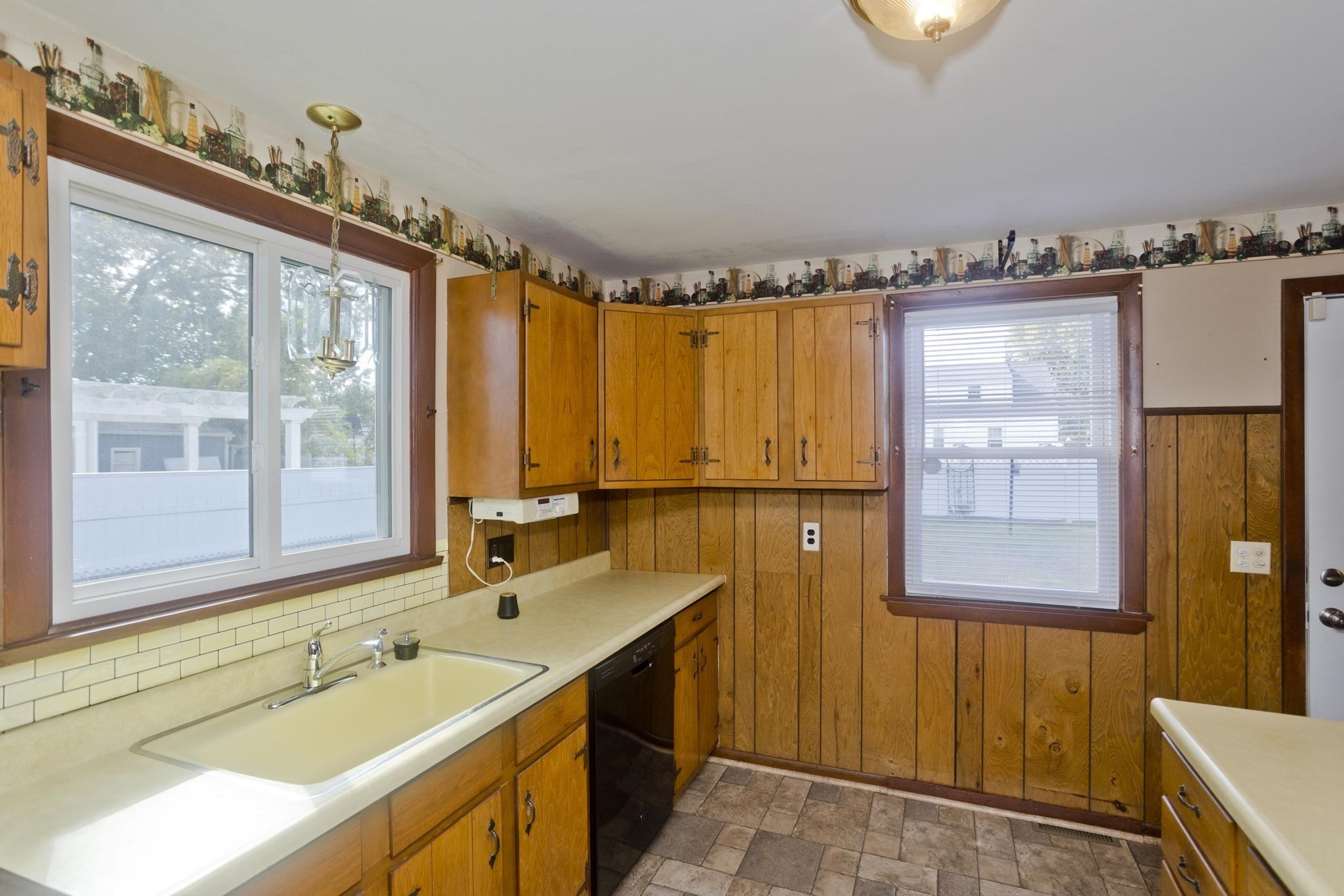 29 Marguerite St Property Photo 2