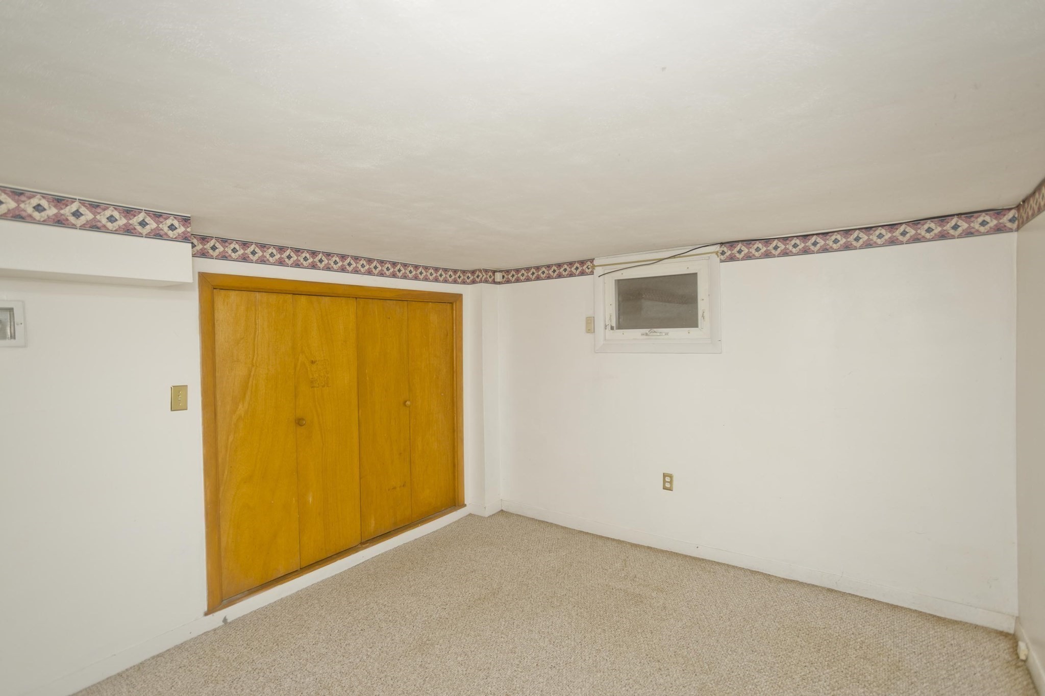 29 Marguerite St Property Photo 17