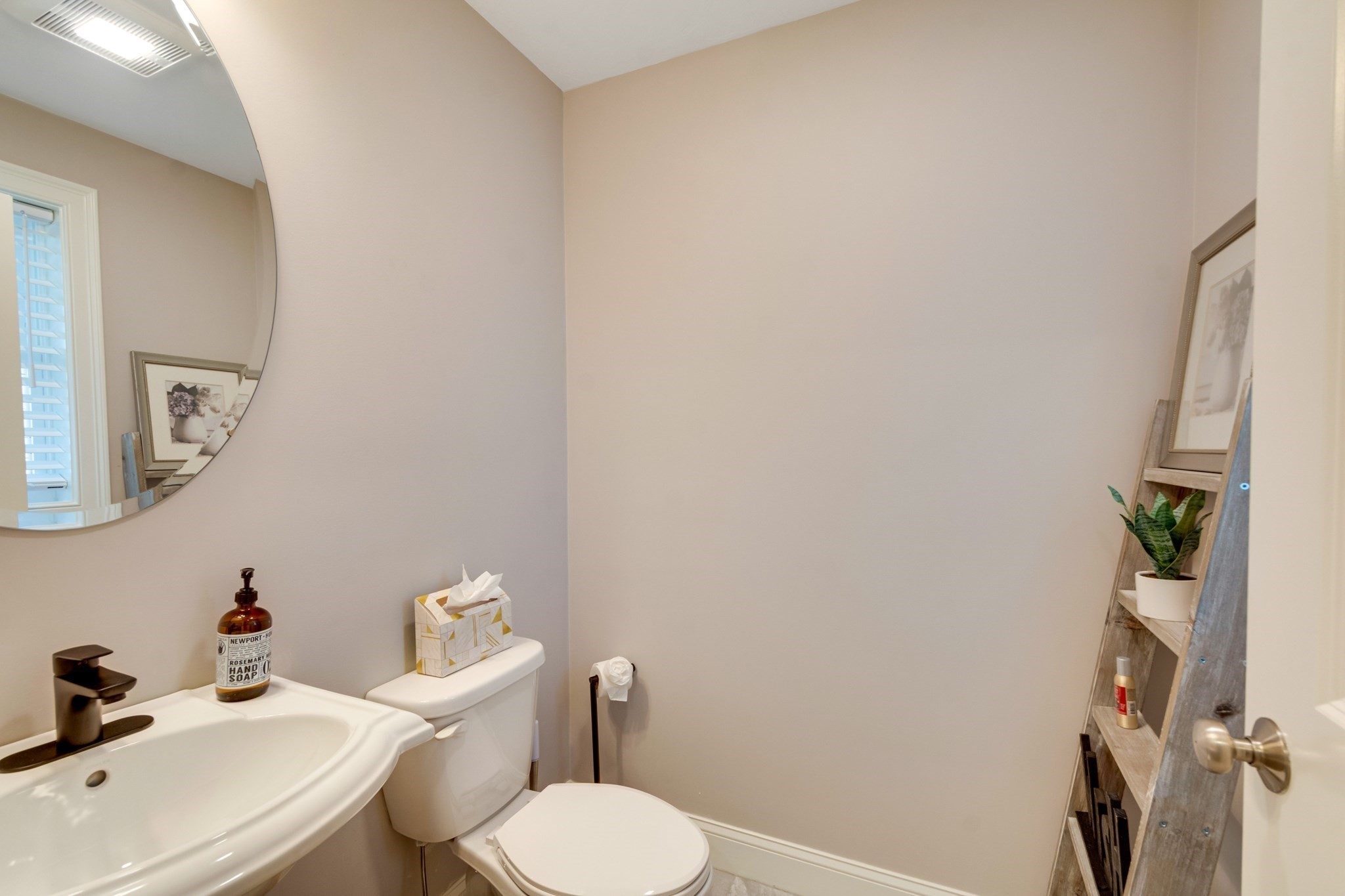 1409 Kenwood Way # 1409 Property Photo 9