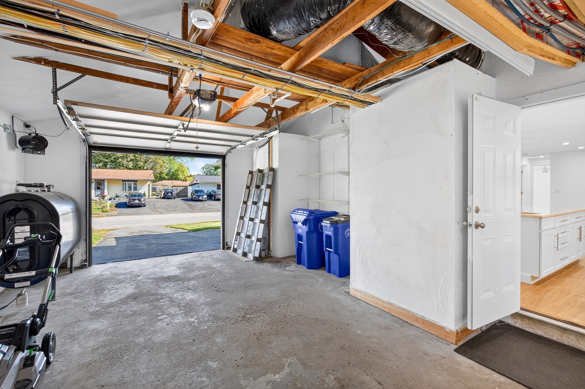 15 Roger Rd Property Photo 16