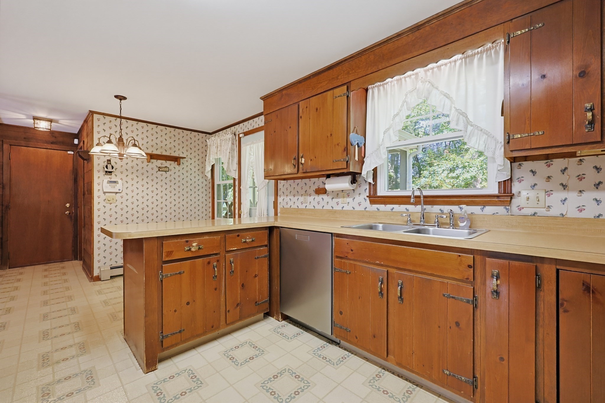 39 Janock Rd. Property Photo 6
