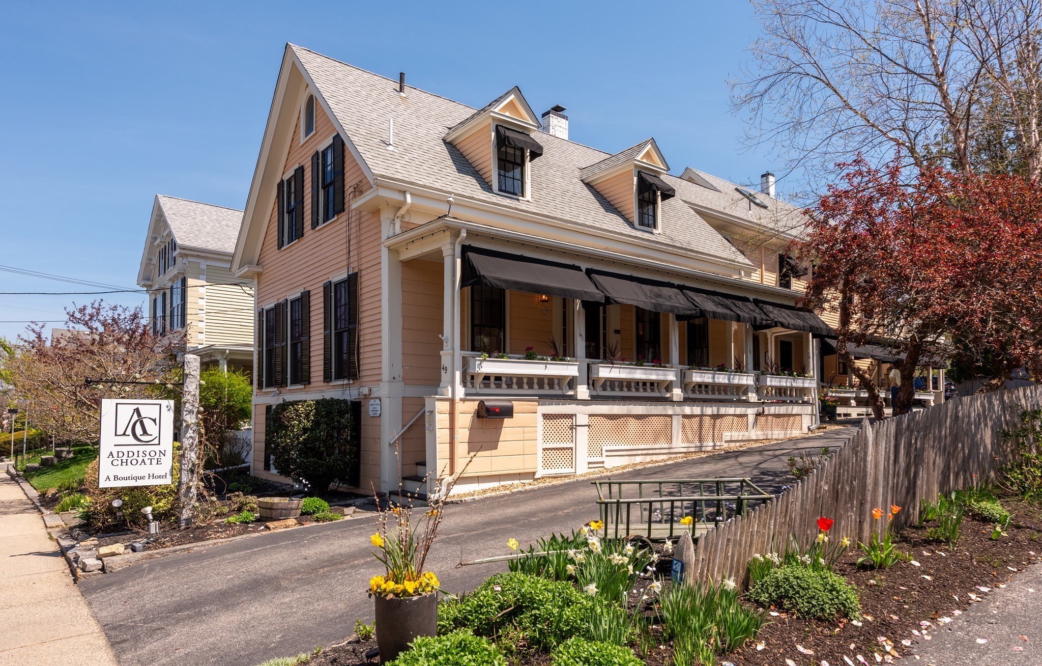 49 Broadway Property Photo 1