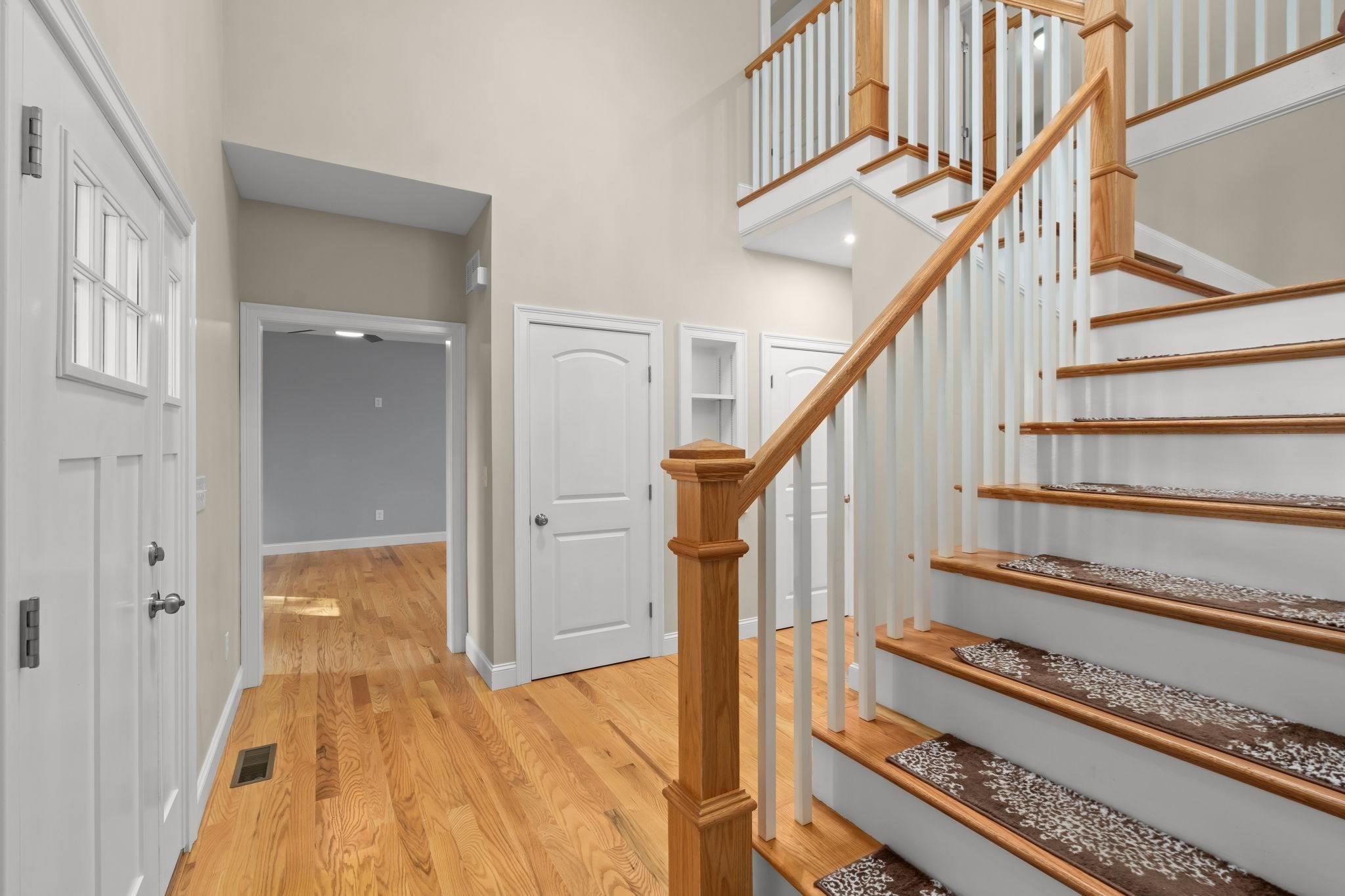 63 Locust St Property Photo 4