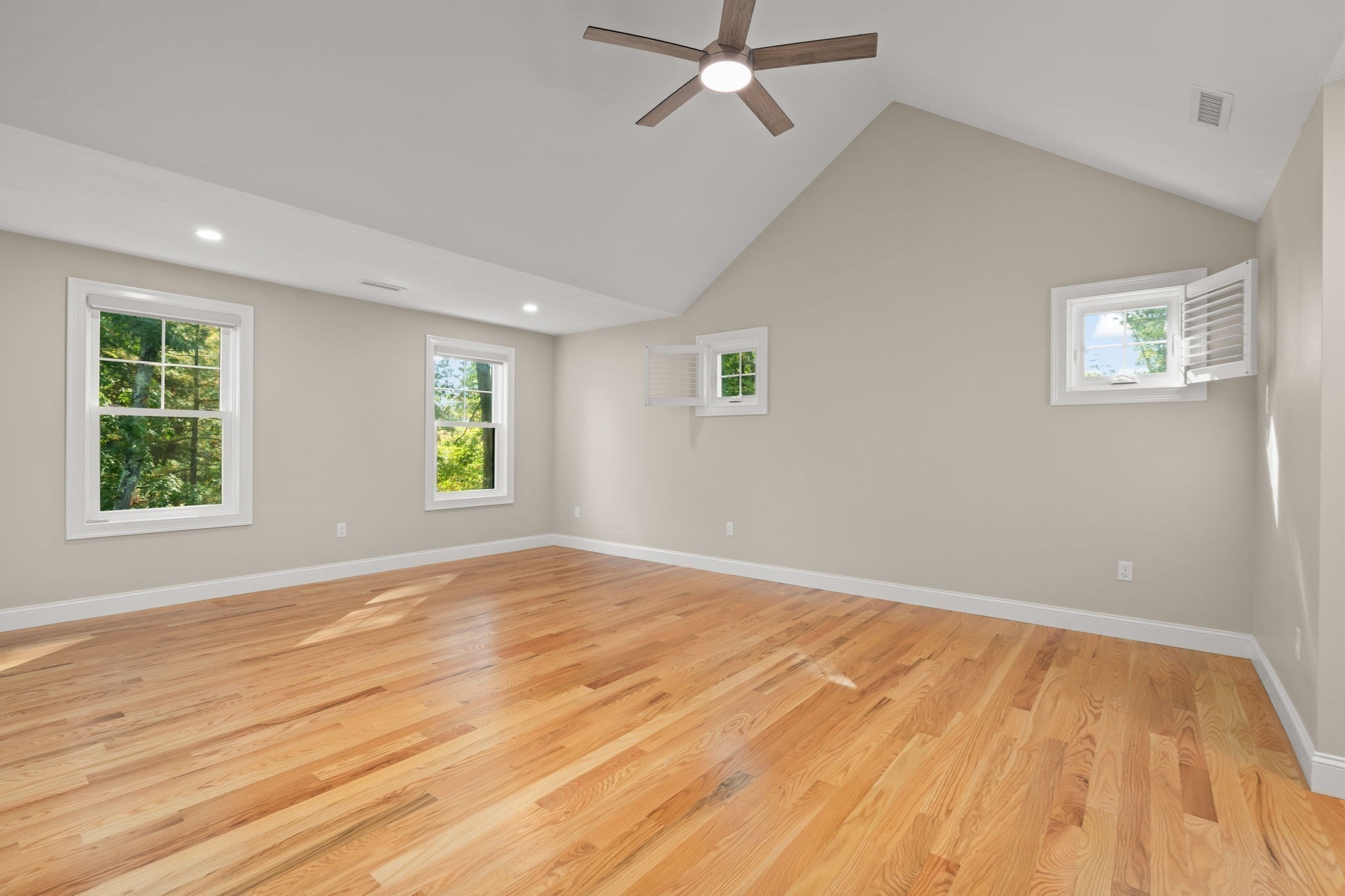 63 Locust St Property Photo 22