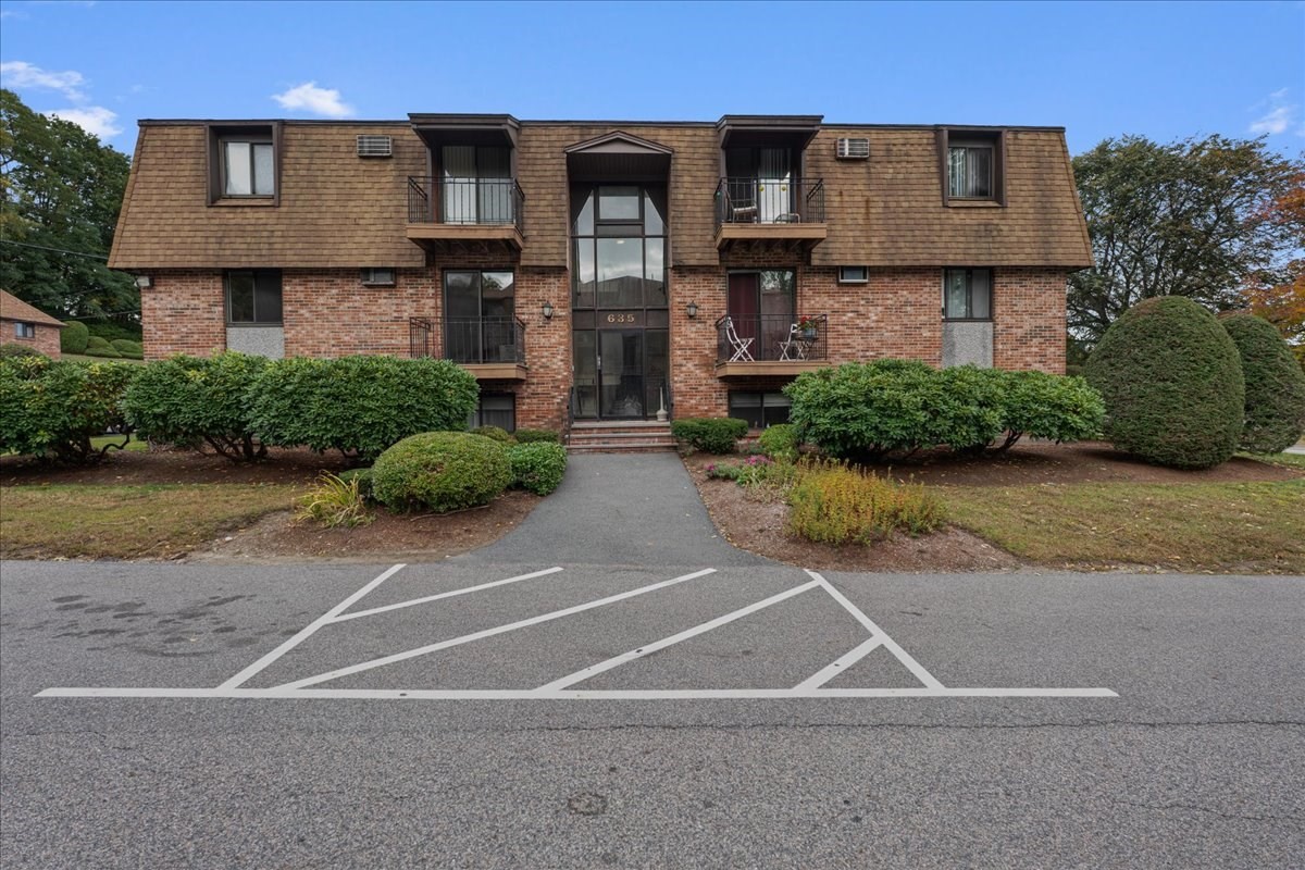 635 W Lowell Ave # 2 Property Photo 1