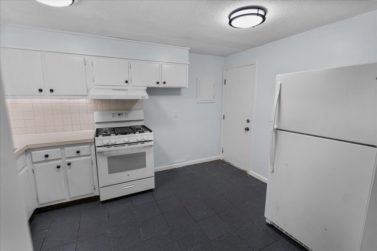 635 W Lowell Ave # 2 Property Photo 8