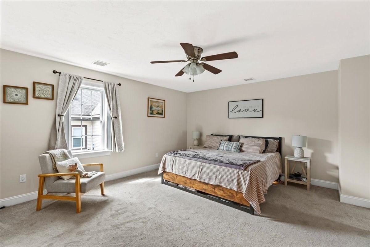 189 Centre Avenue # 2 Property Photo 3
