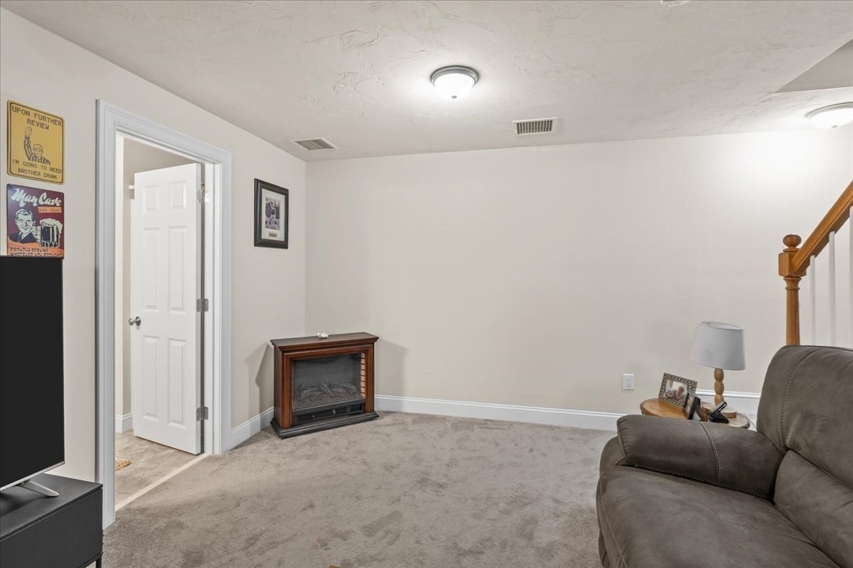 189 Centre Avenue # 2 Property Photo 28