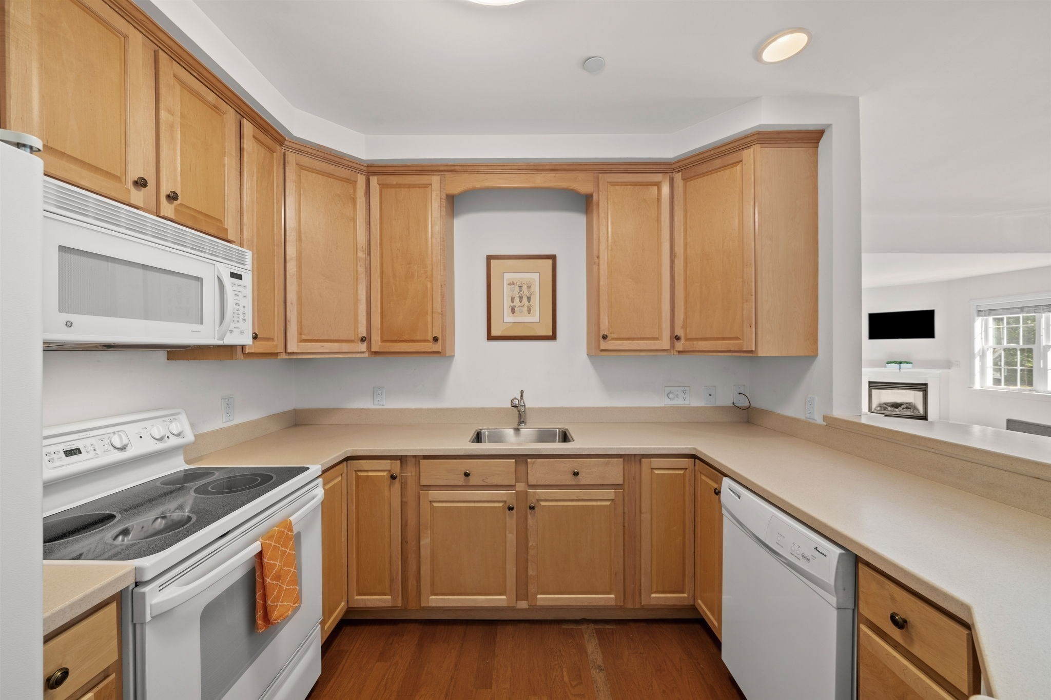 210 Chickering Rd # 201a Property Photo 8