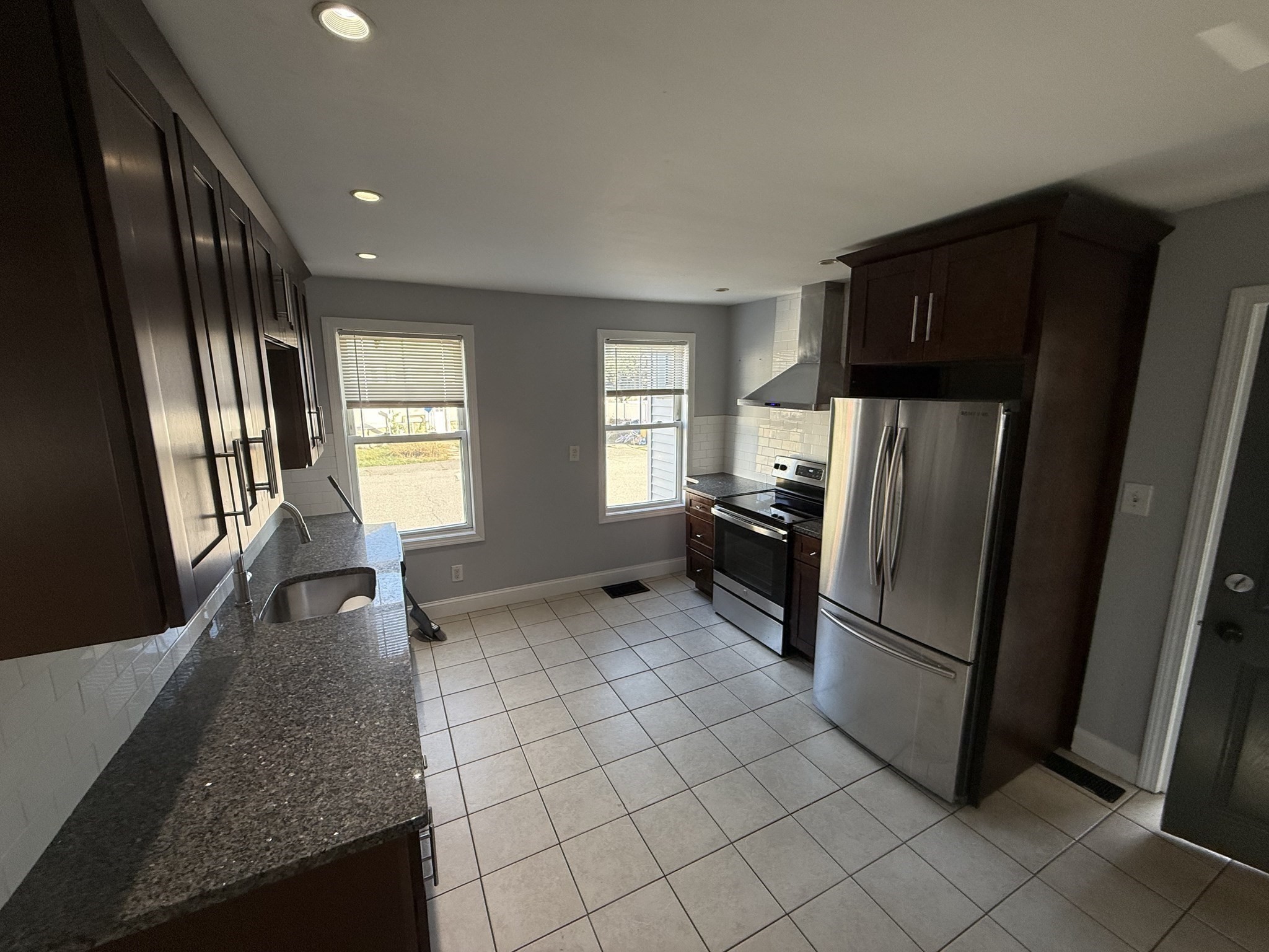 37-39 S. Central Street Property Photo 15