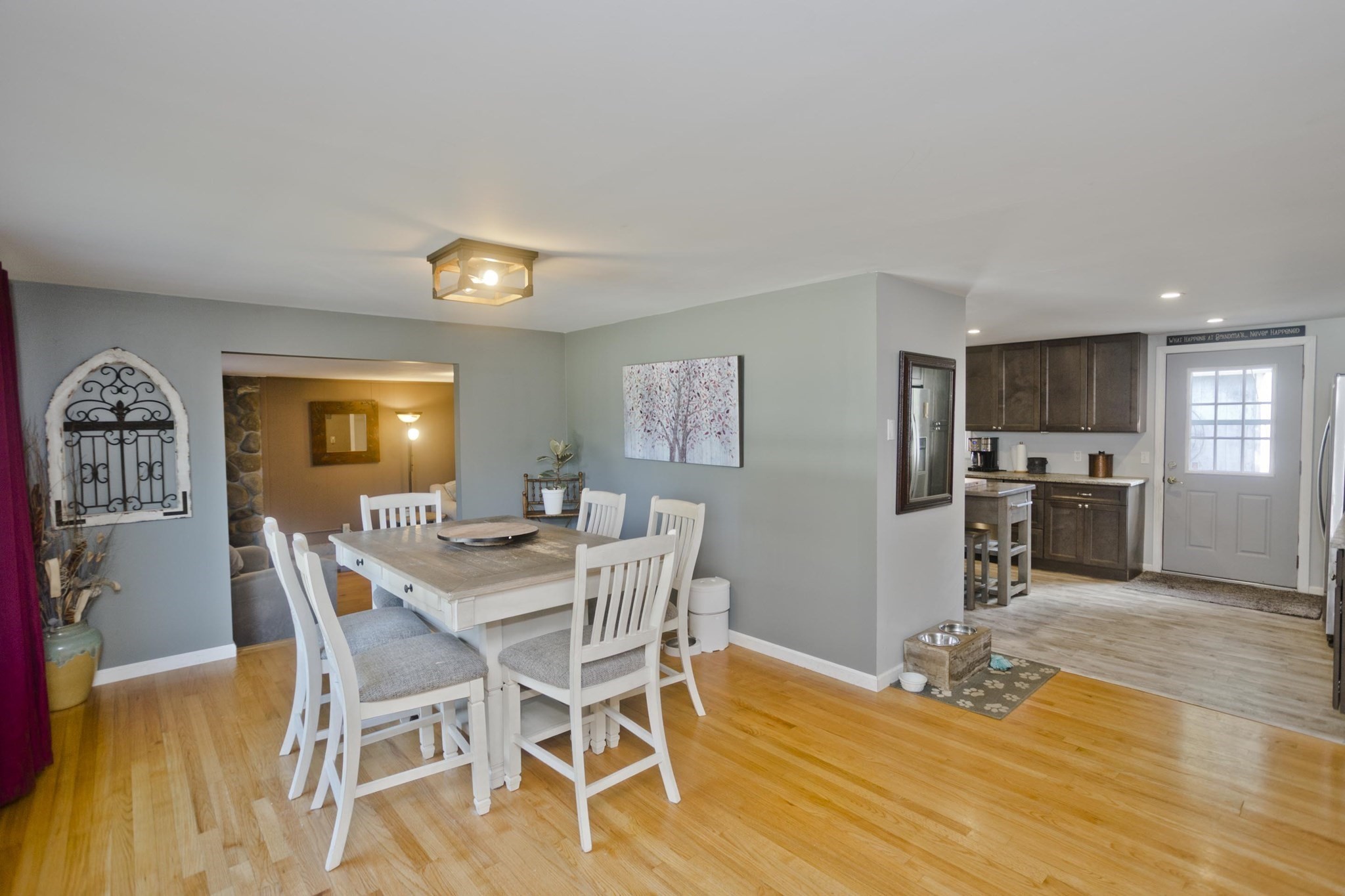 107 Parenteau Dr Property Photo 6