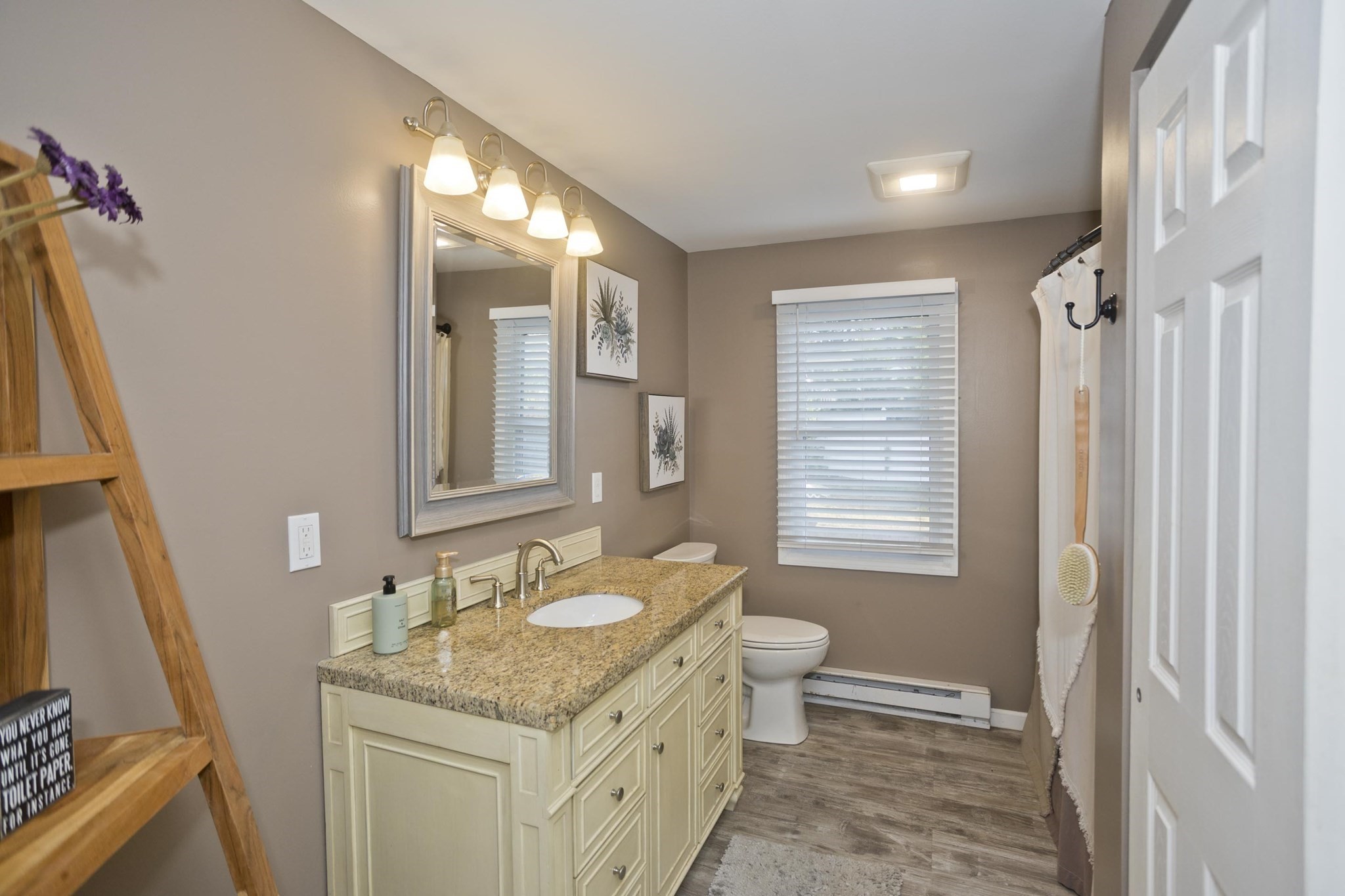 107 Parenteau Dr Property Photo 27
