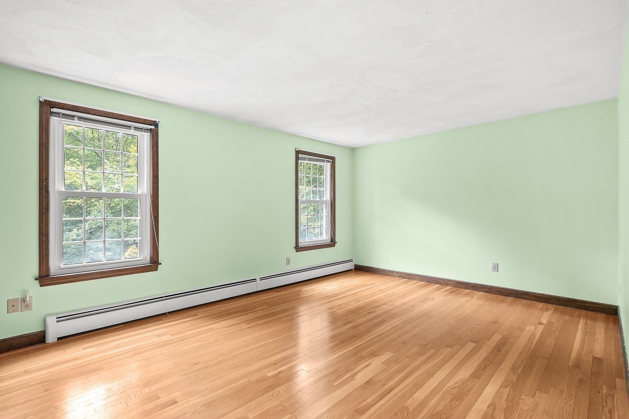 220 Abbott St Property Photo 24