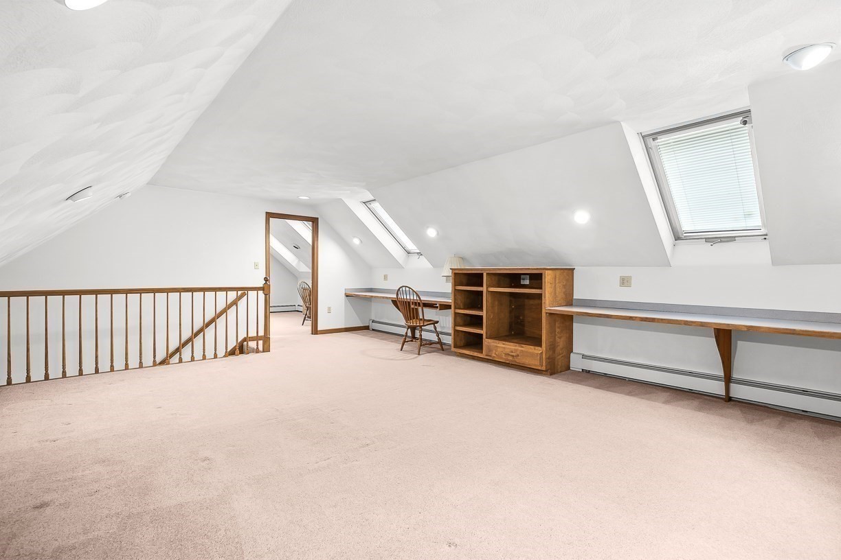 220 Abbott St Property Photo 29