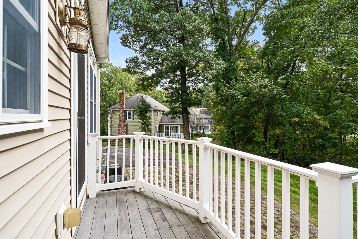220 Abbott St Property Photo 33
