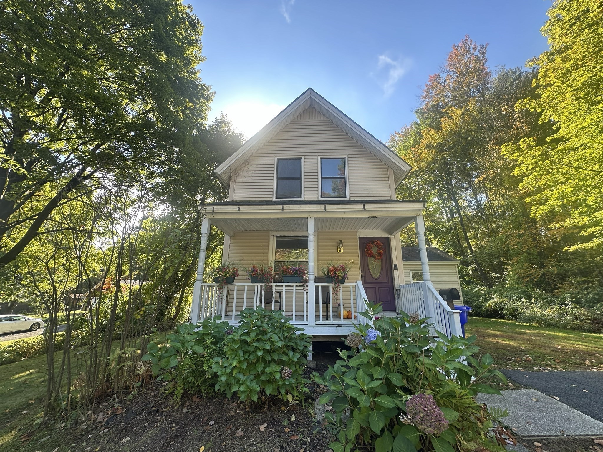 22 Laurel Property Photo 1