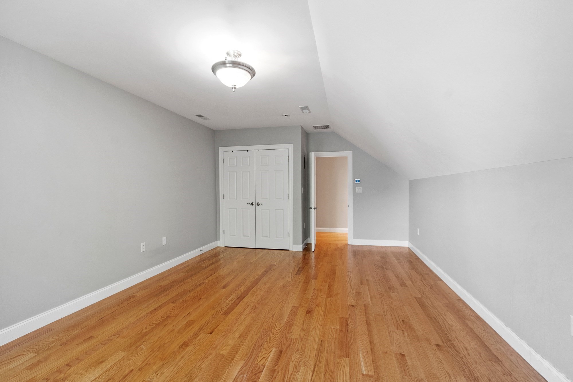 7 Ivana Dr # 7 Property Photo 26