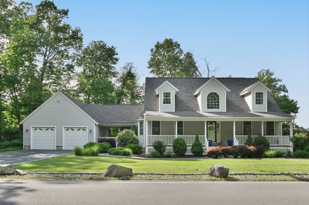 10 Valley Rd