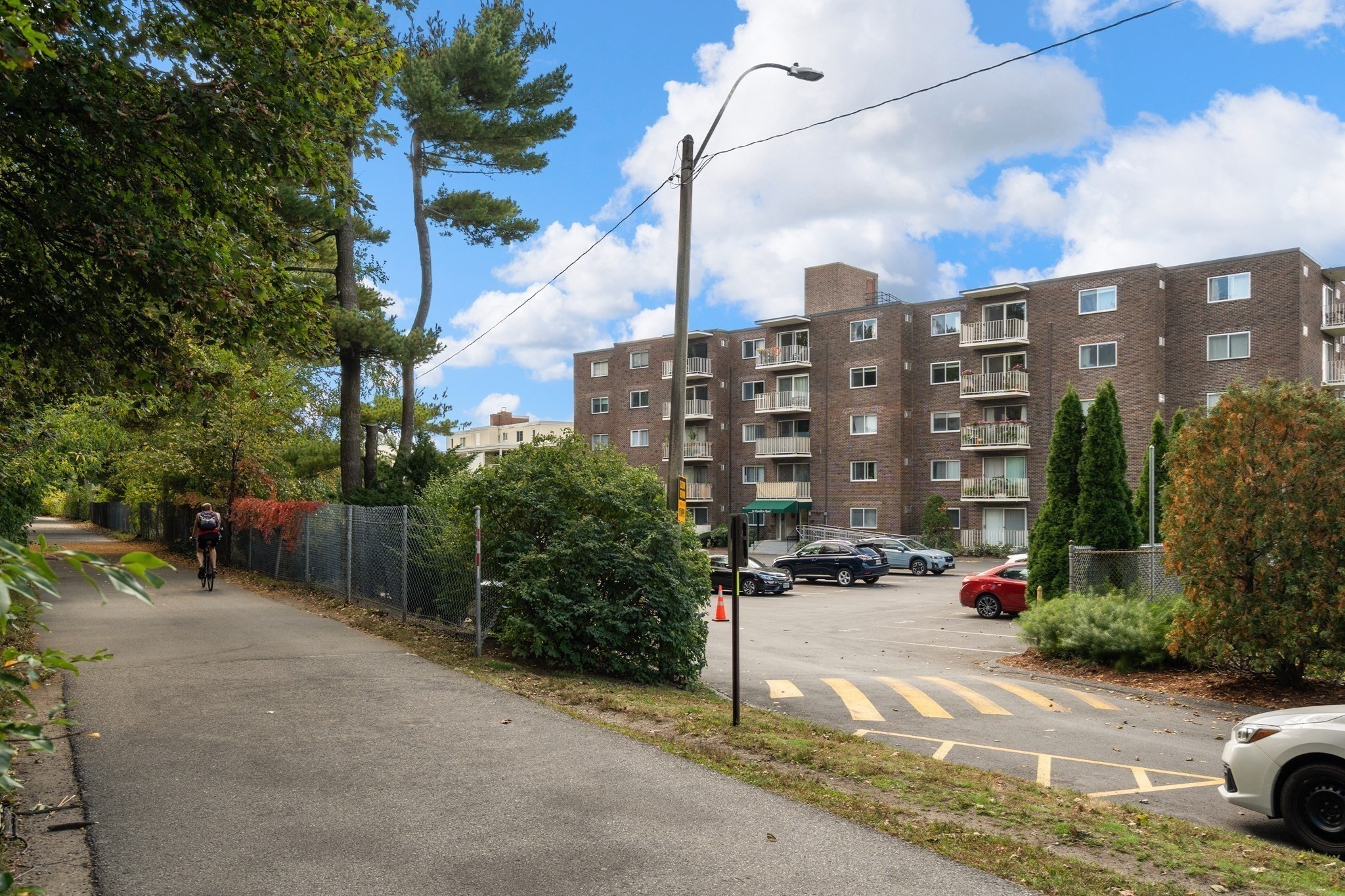 34 Hamilton Rd # 404 Property Photo 24