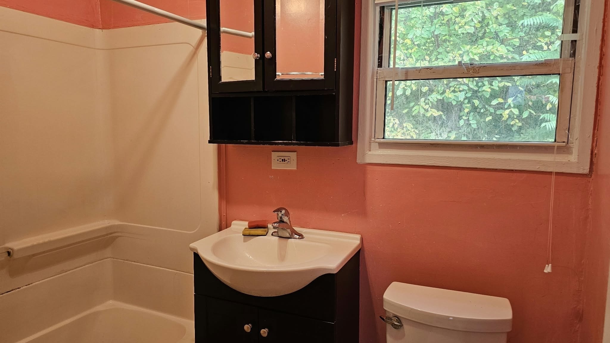 1343 Pleasant St Property Photo 10