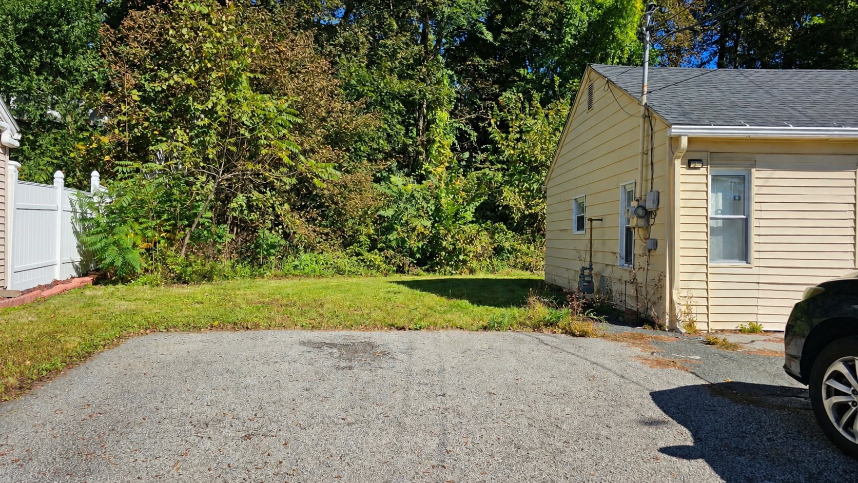 1343 Pleasant St Property Photo 15