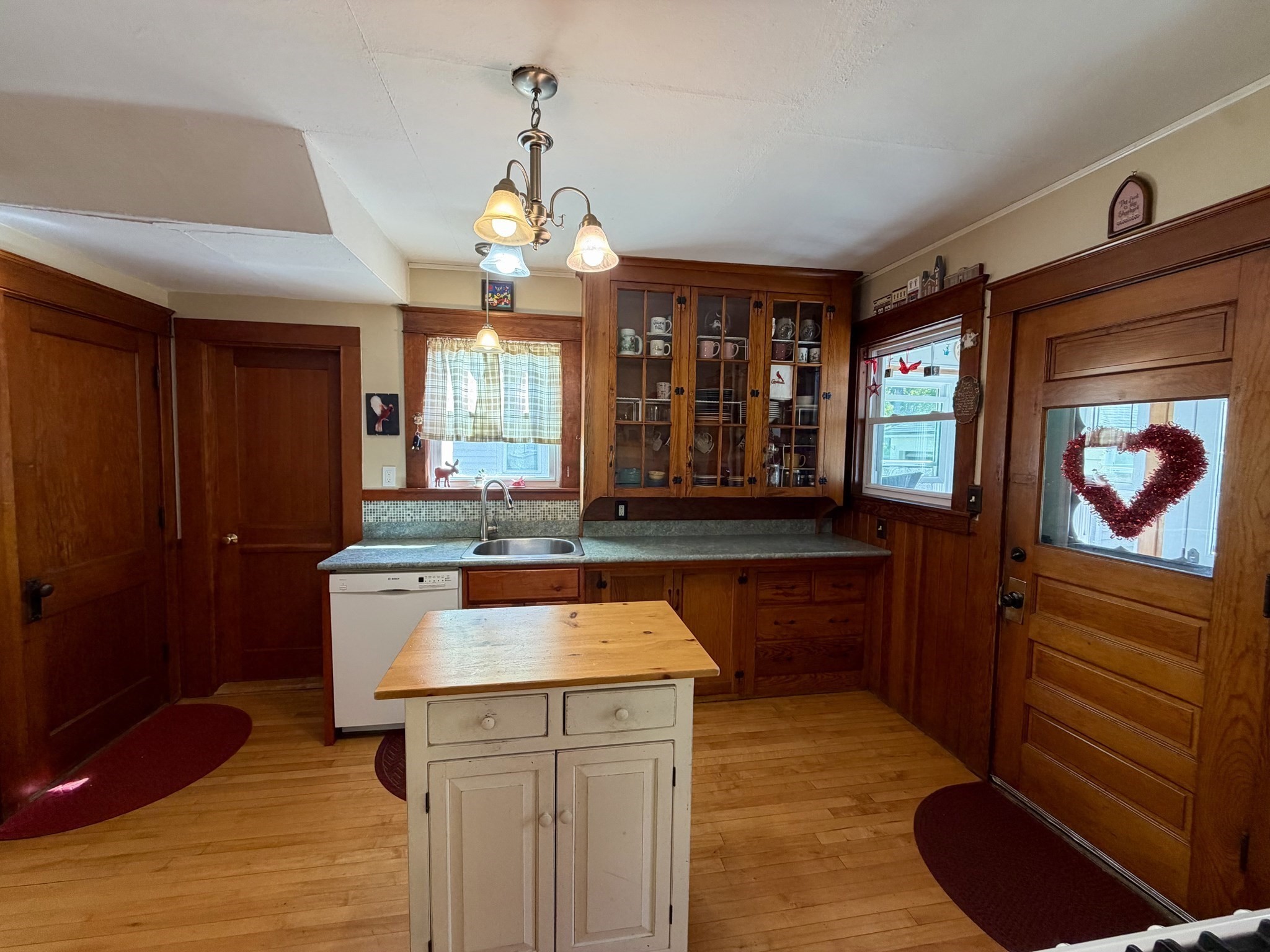 22 Madison Circle Property Photo 6