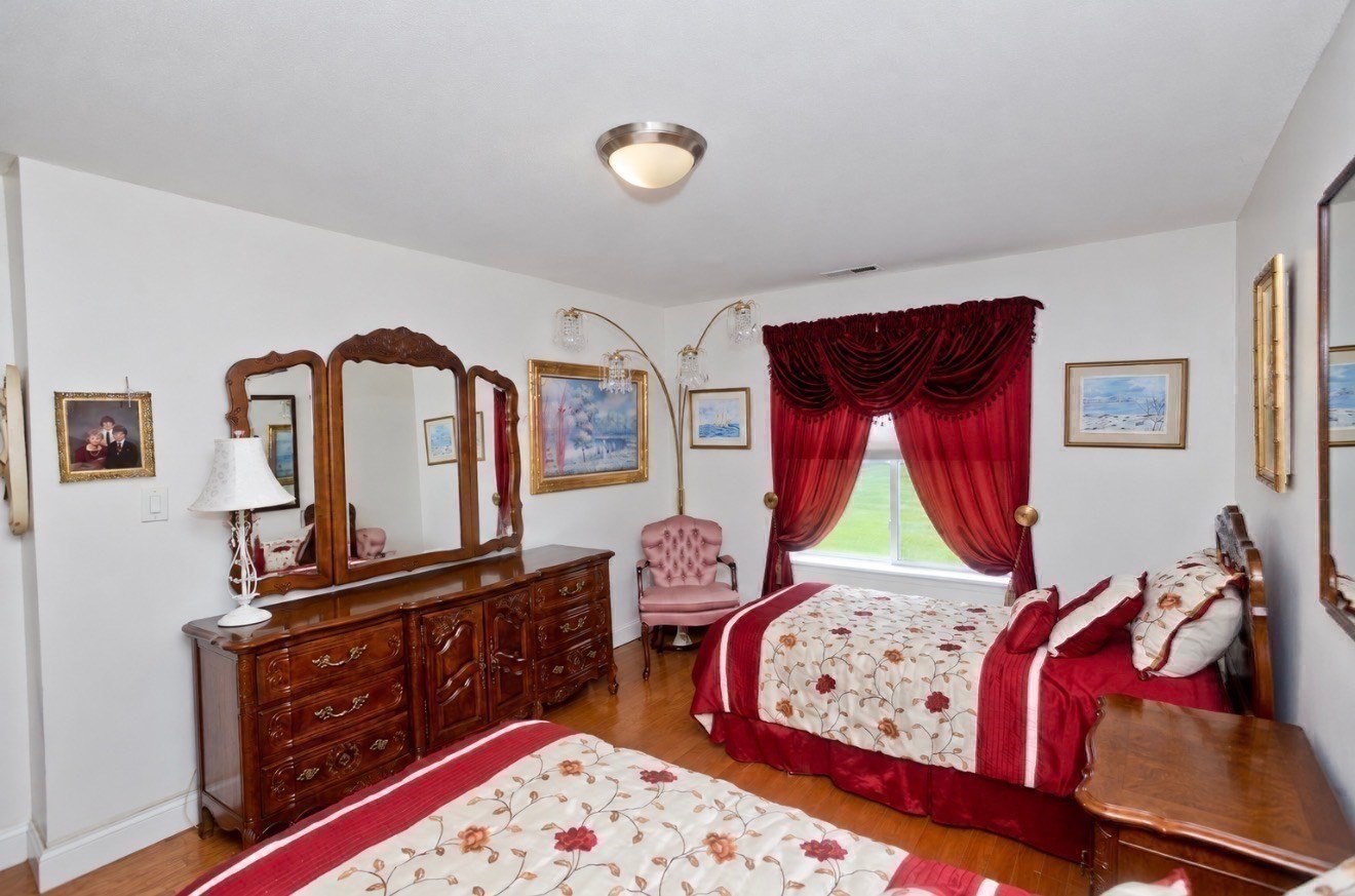 120 Nassau Dr # 120 Property Photo 16