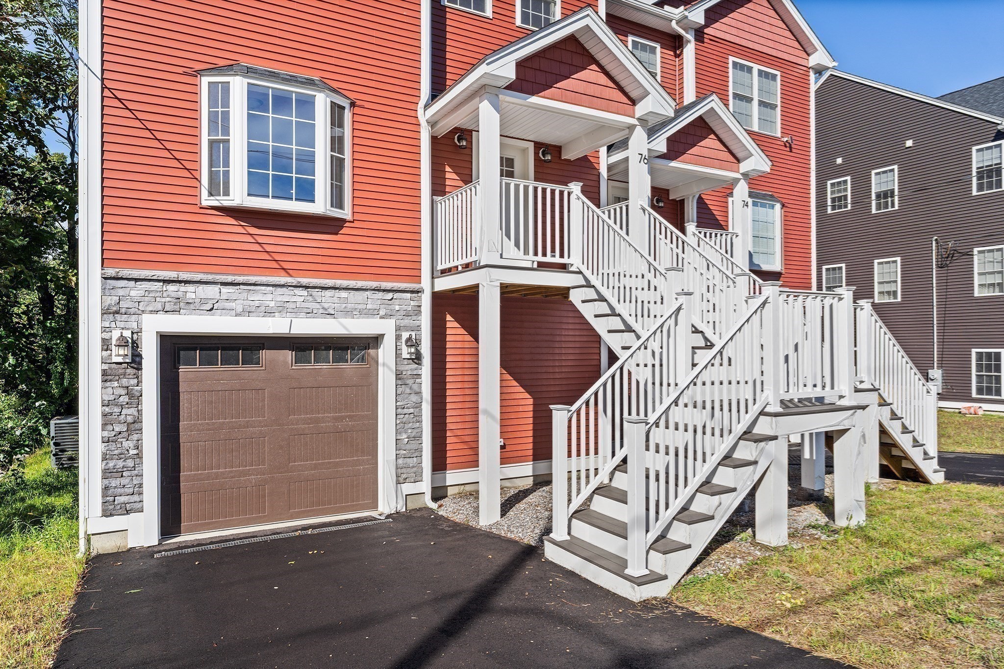 76 Valmor St Property Photo 1