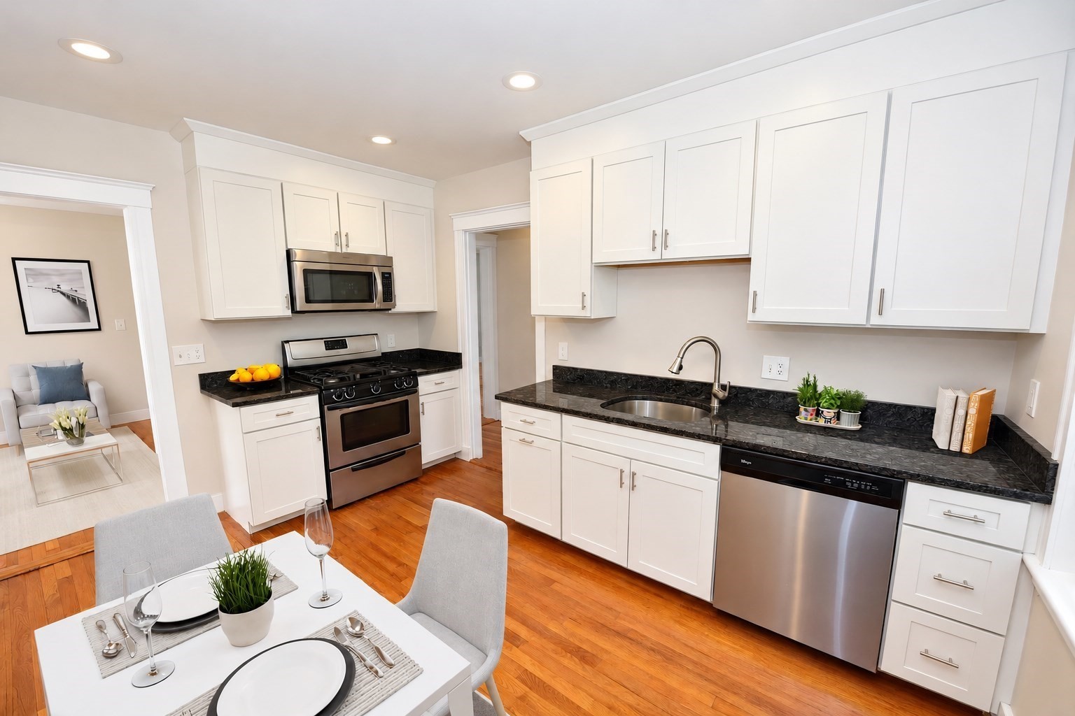 9 Bailey St # 3 Property Photo 1